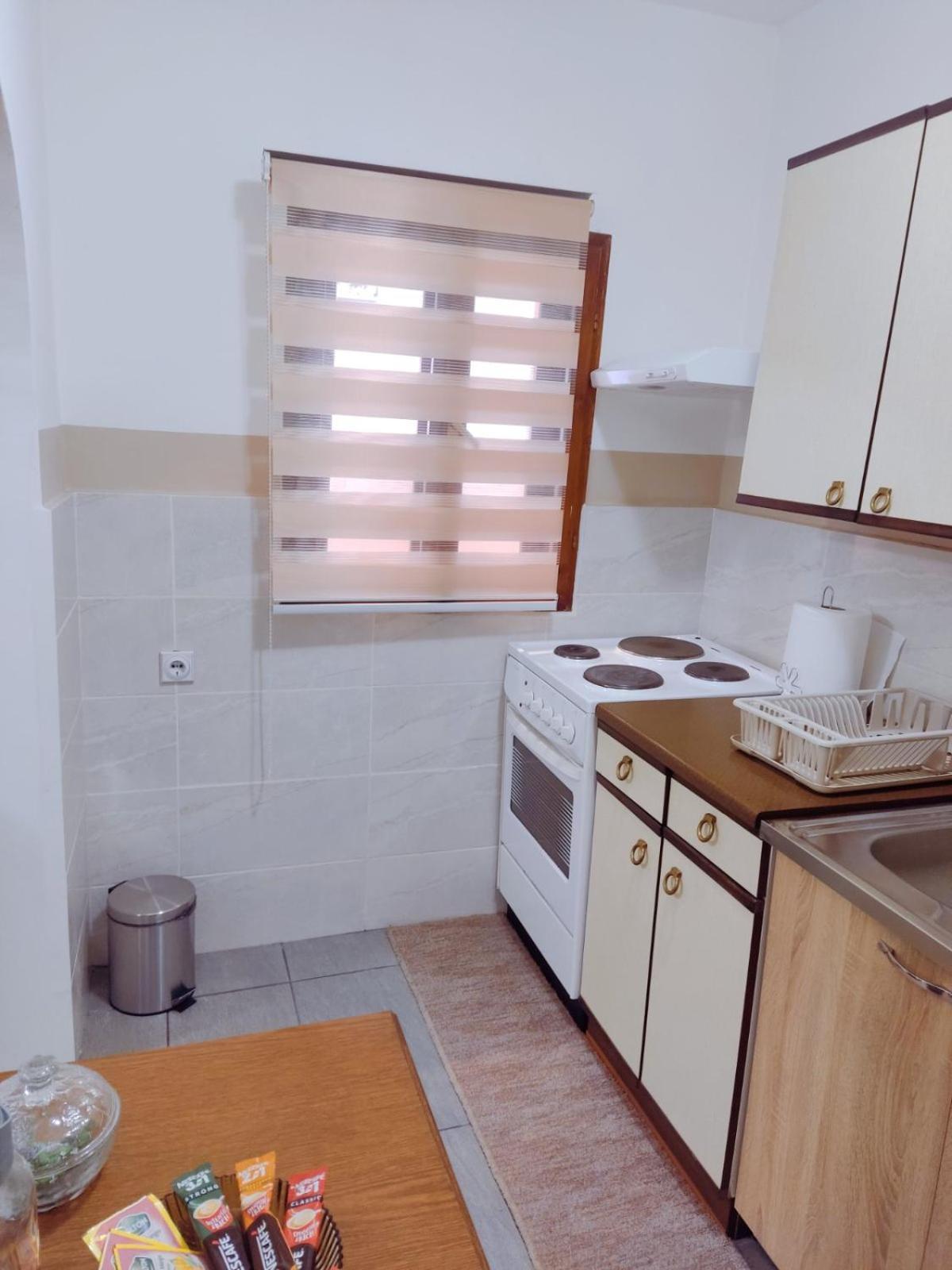 Apartman Kutak Appartement Pirot Buitenkant foto